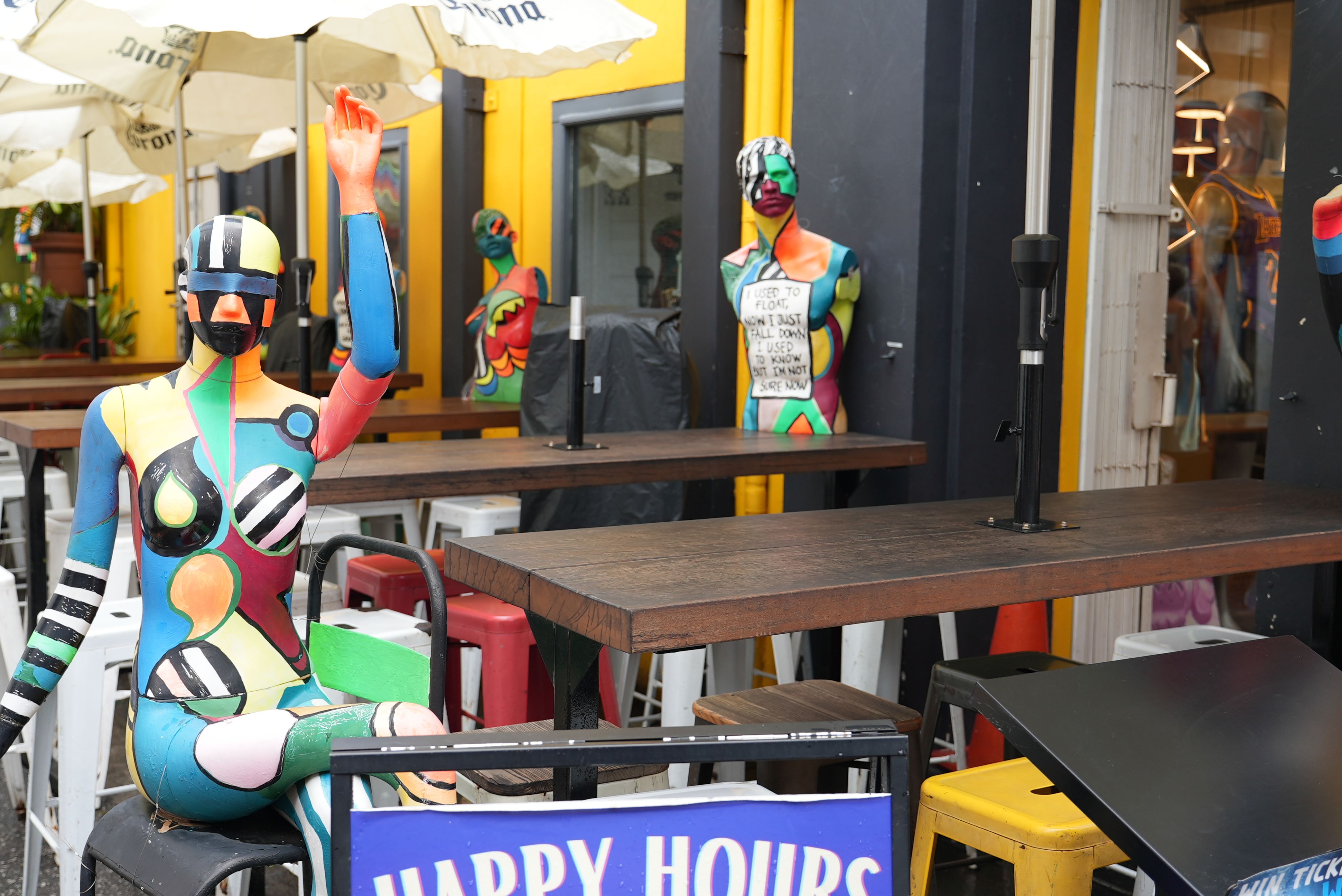 Restaurants remain quiet during the day, as the night-life on Haji Lane brings the majority of customers. Photo: Stella McGann.